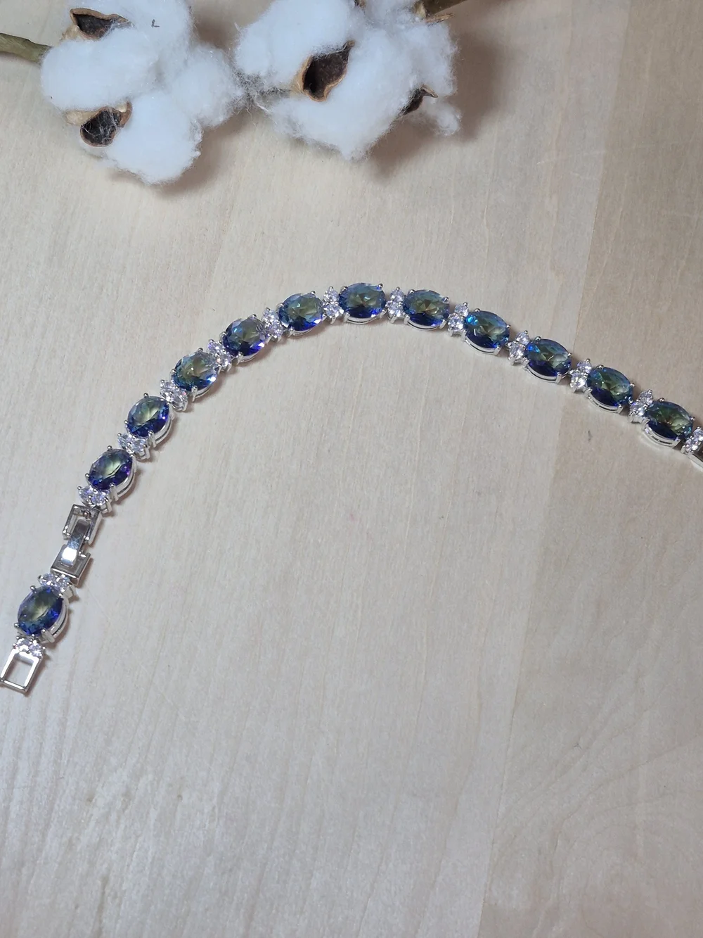💙💚NEW💙💚 STUNNING!! AAA CZ Mystic Blue Bracelet